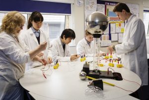 students in the lab