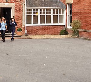 Children at the entrance of the school